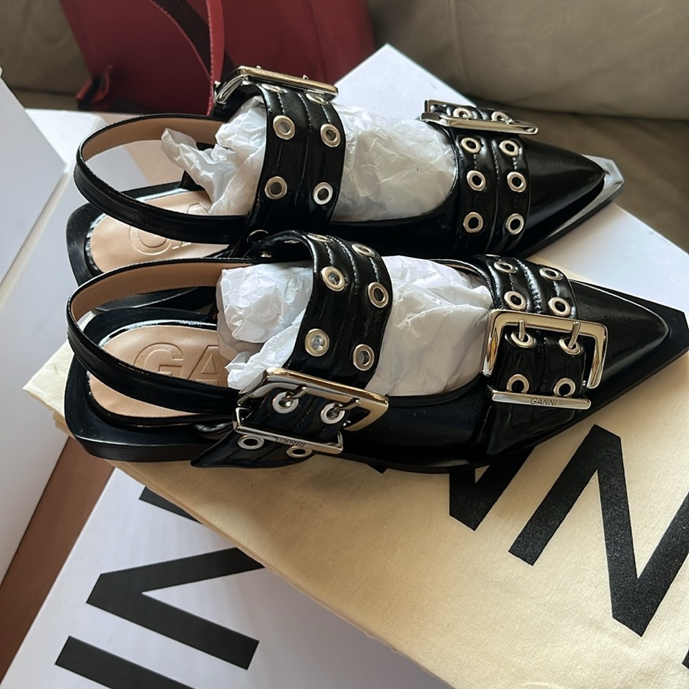 NIB Ganni Buckle Ballerinas